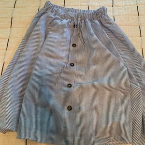 Striped skirt